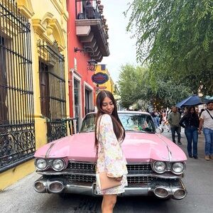 Meet your Posher, Priscila